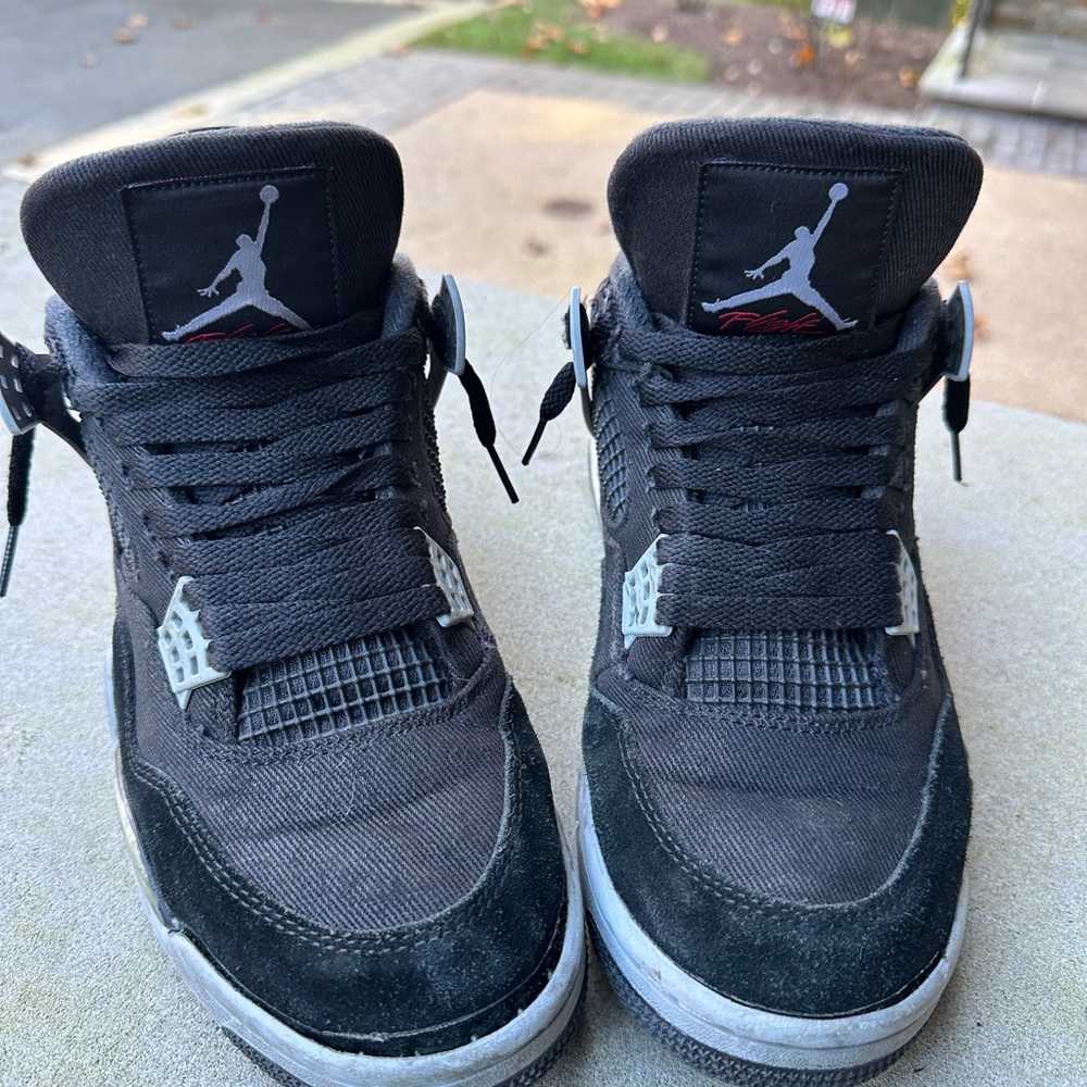 Jordan 4 black canvas used
